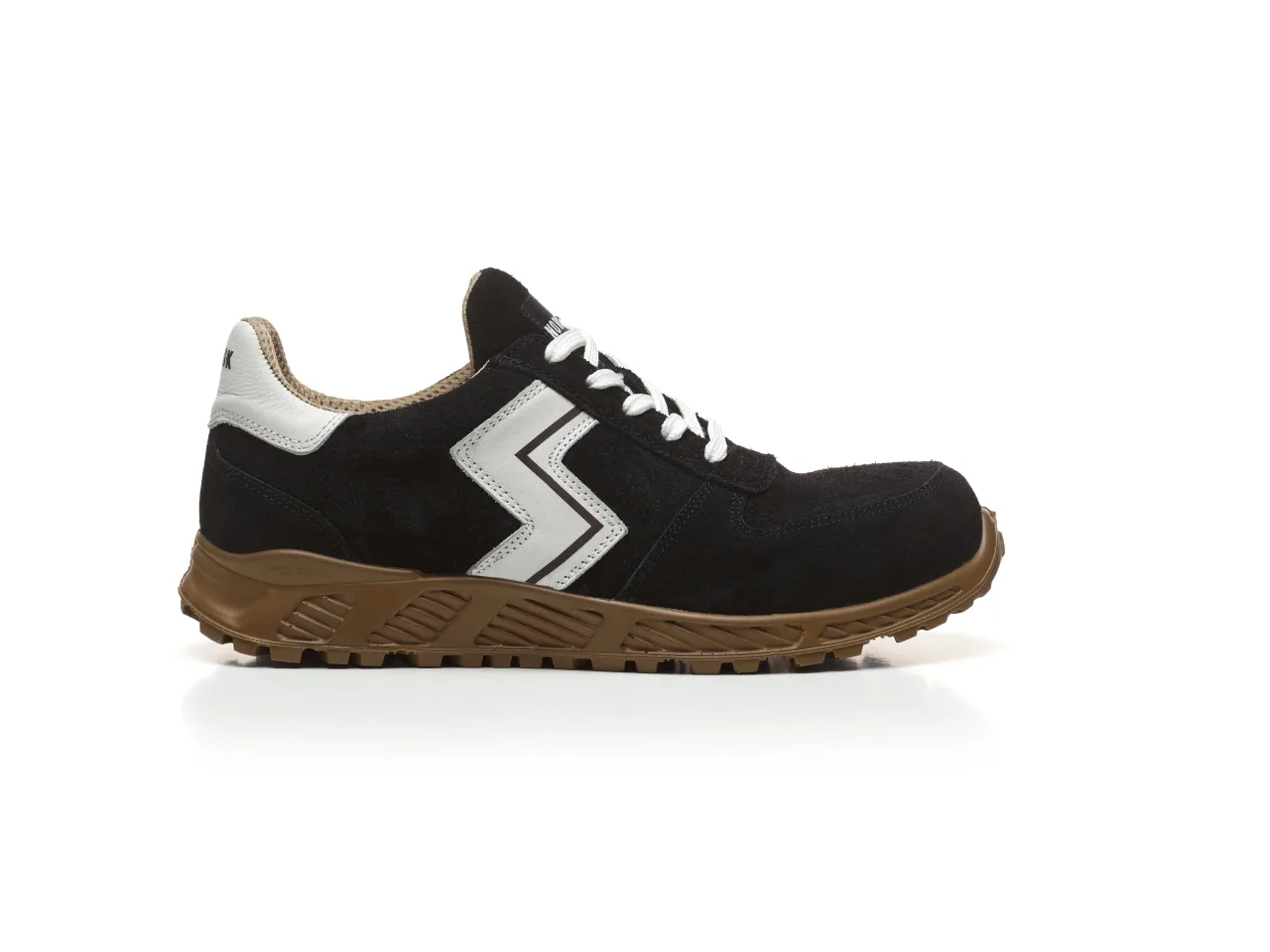 SNKR STREET BLACK