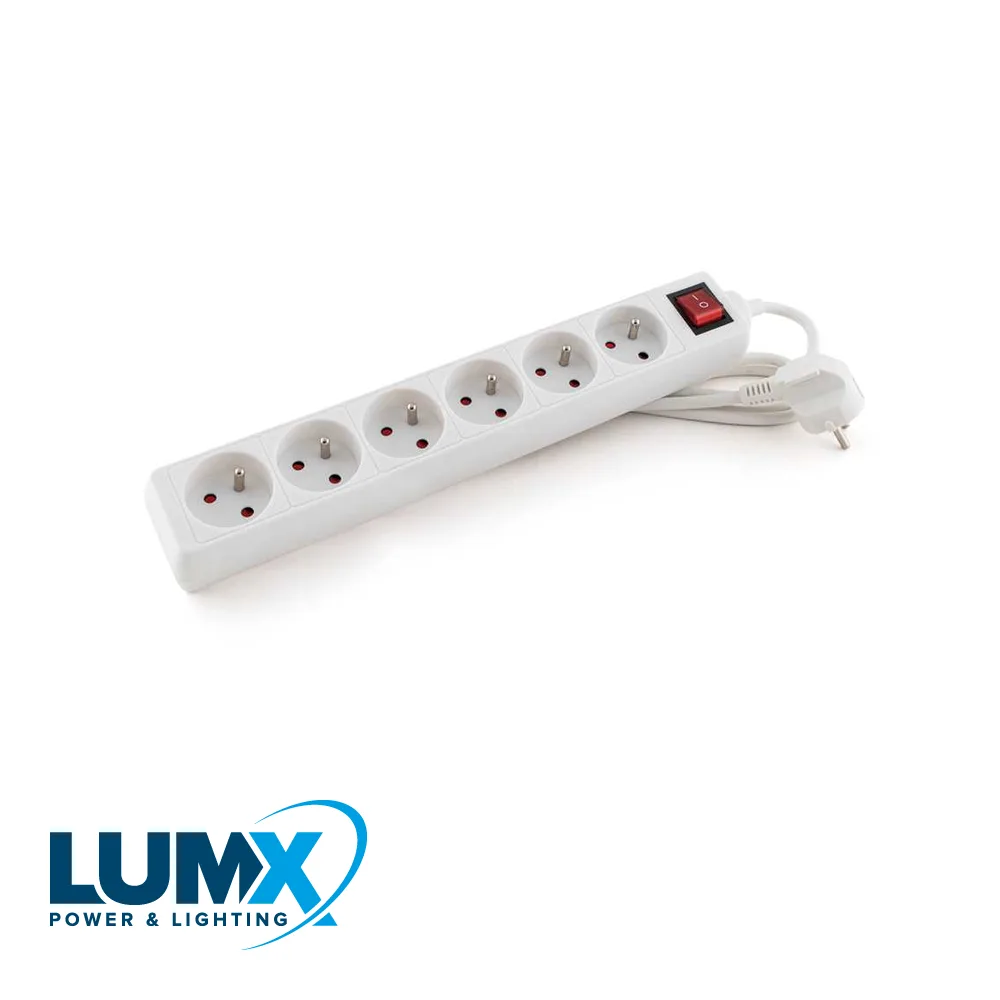 Prise avec interrupteur - sextuple, H05VV-F vinyl, 3G 1,5 mm² - 5 m - LUMX