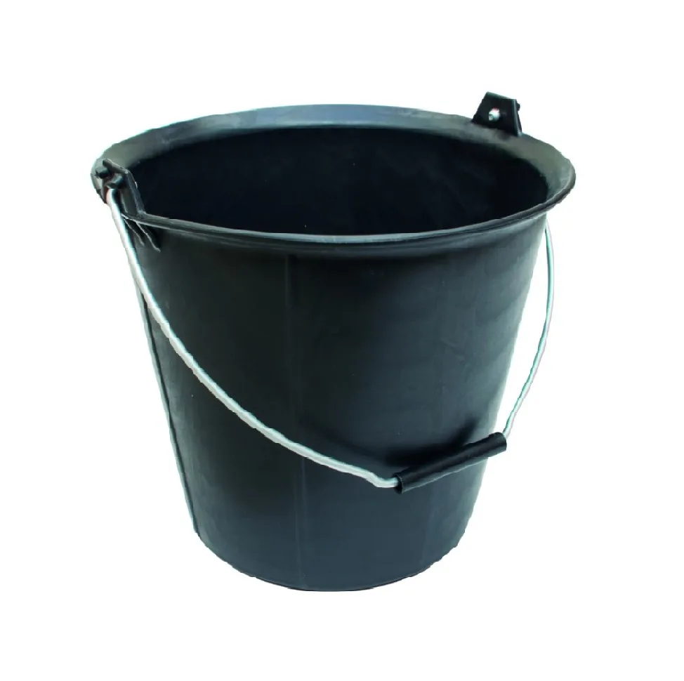 SEAU PRO BLACK 13L POIGNEE ET ERGOTS